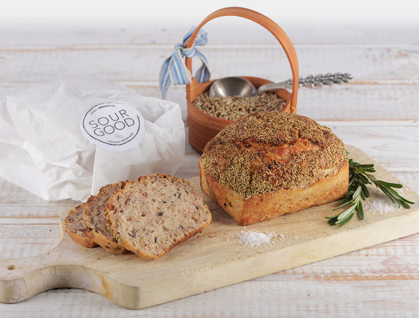 Sauerteigbrot &amp;quot;Sol&amp;quot; mit Rosmarin von Sourgood liefern lassen