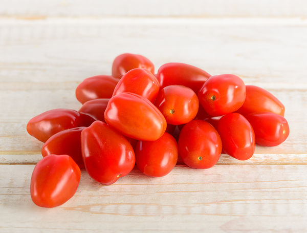 Organic Cherry Tomatoes Datterini delivered from Bioland Agrarprodukte