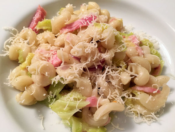 One-Pot Pasta mit Wirz One-Pot Pasta mit Wirz