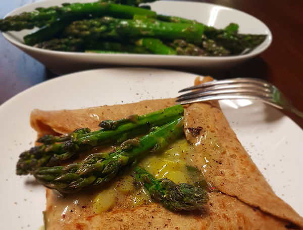 Vegane Galette mit Spargeln Vegane Galette mit Spargeln